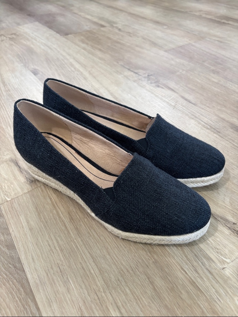 NEW Women’s Life Stride Kamilla Wedge Espadrilles